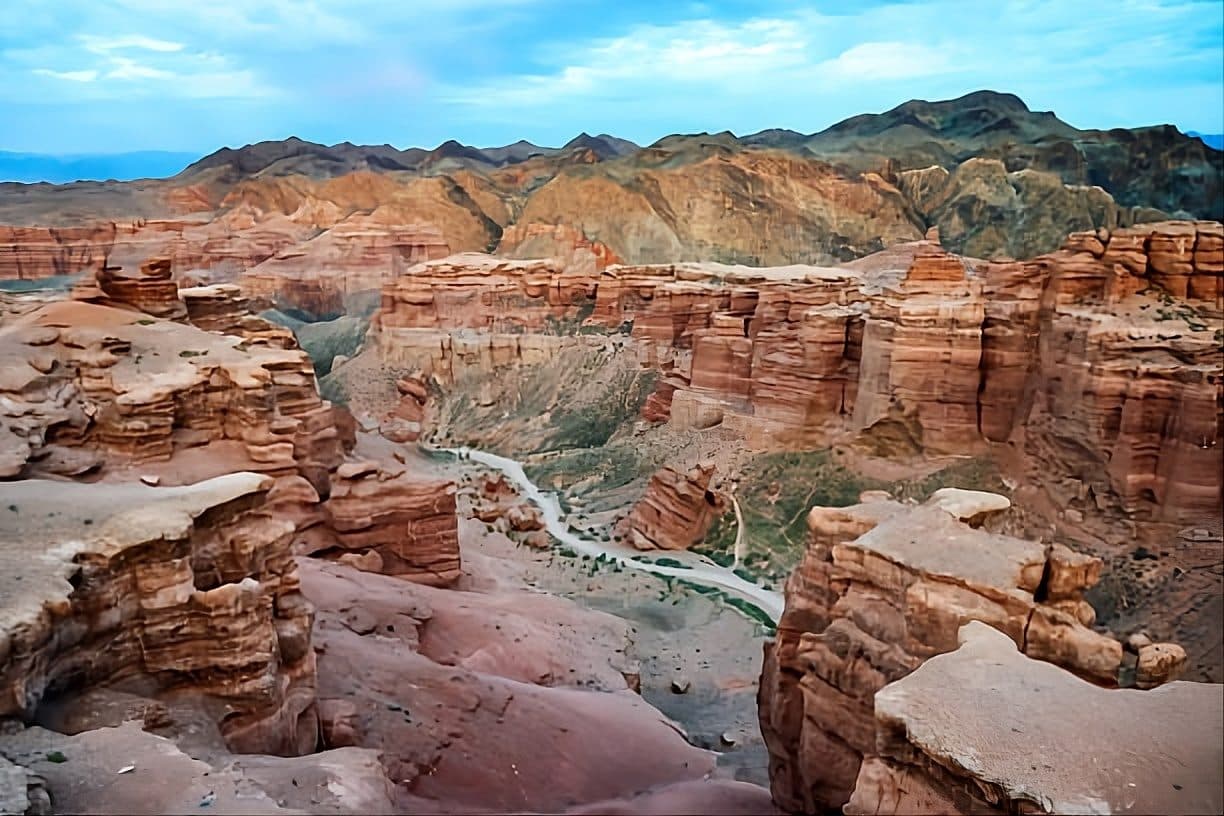 Private Canyon & Lake Expedition - Full-Day Tour photo 2